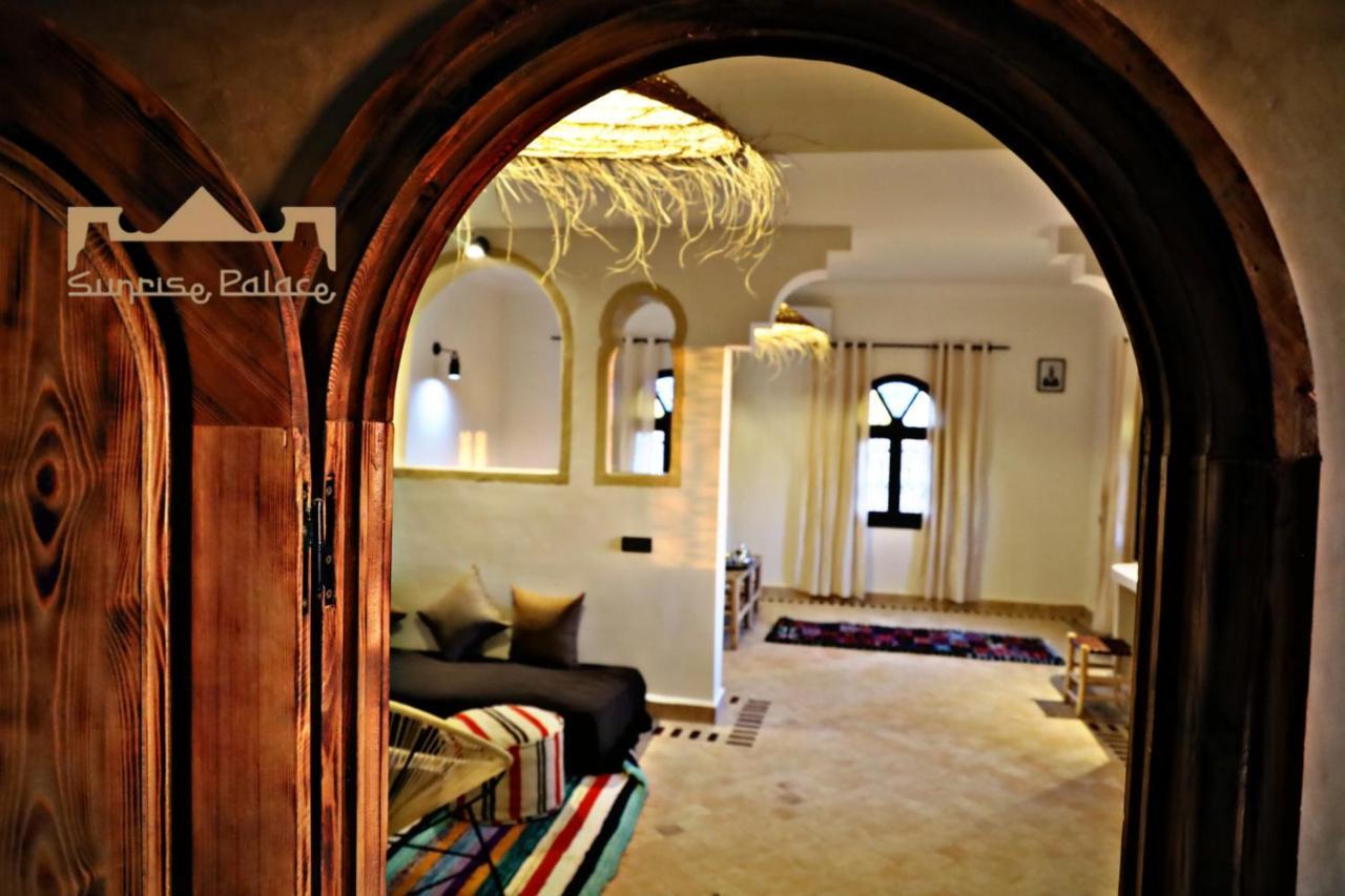Sunrise Palace Мерцуга Екстериор снимка