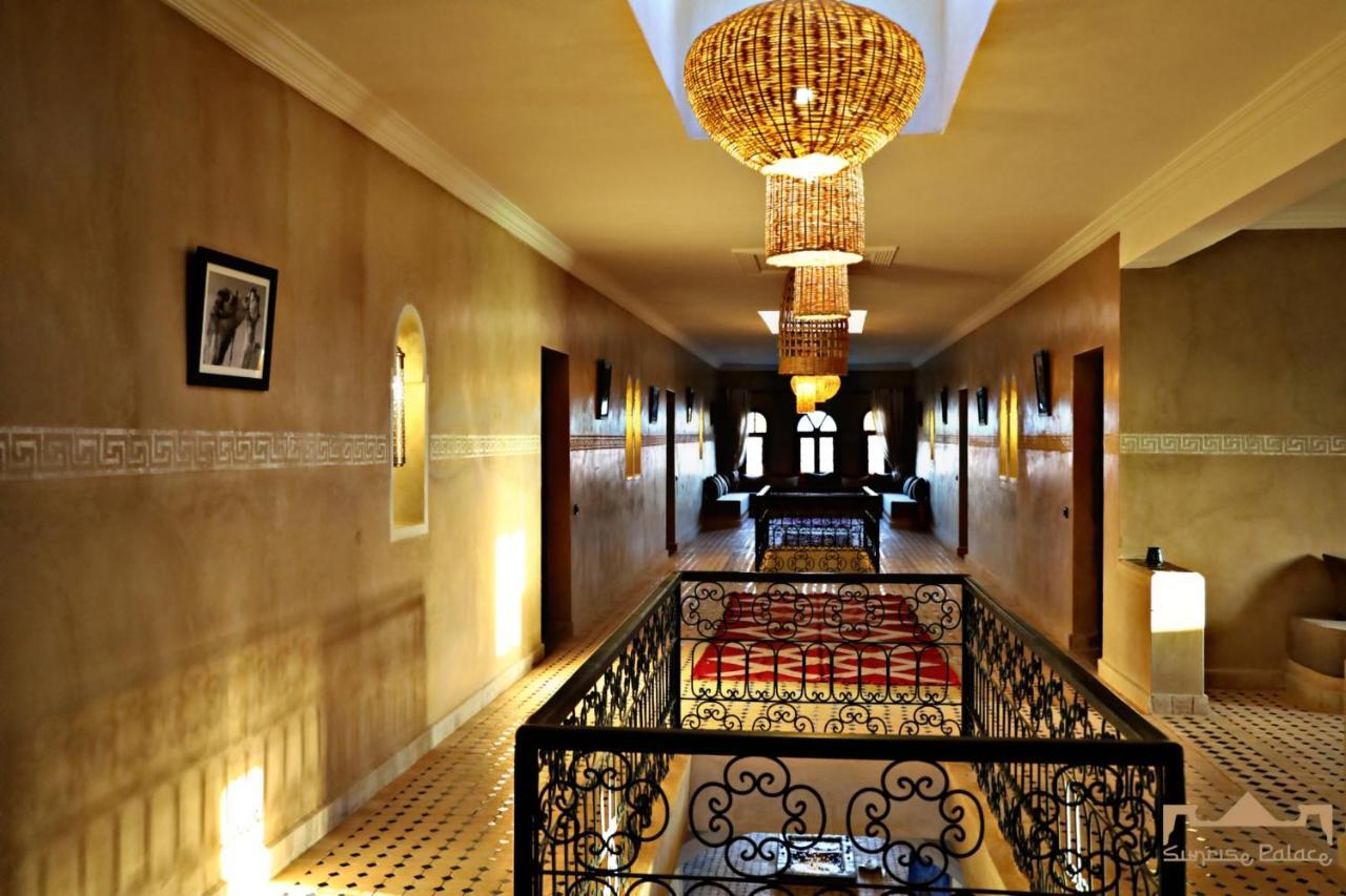Sunrise Palace Мерцуга Екстериор снимка
