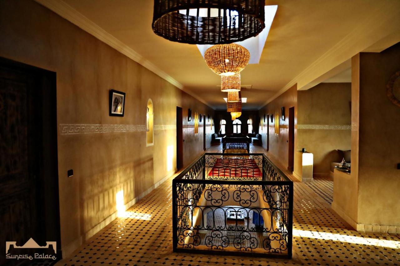 Sunrise Palace Мерцуга Екстериор снимка